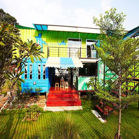 Wh Hostel バンコク都 エクステリア 写真
