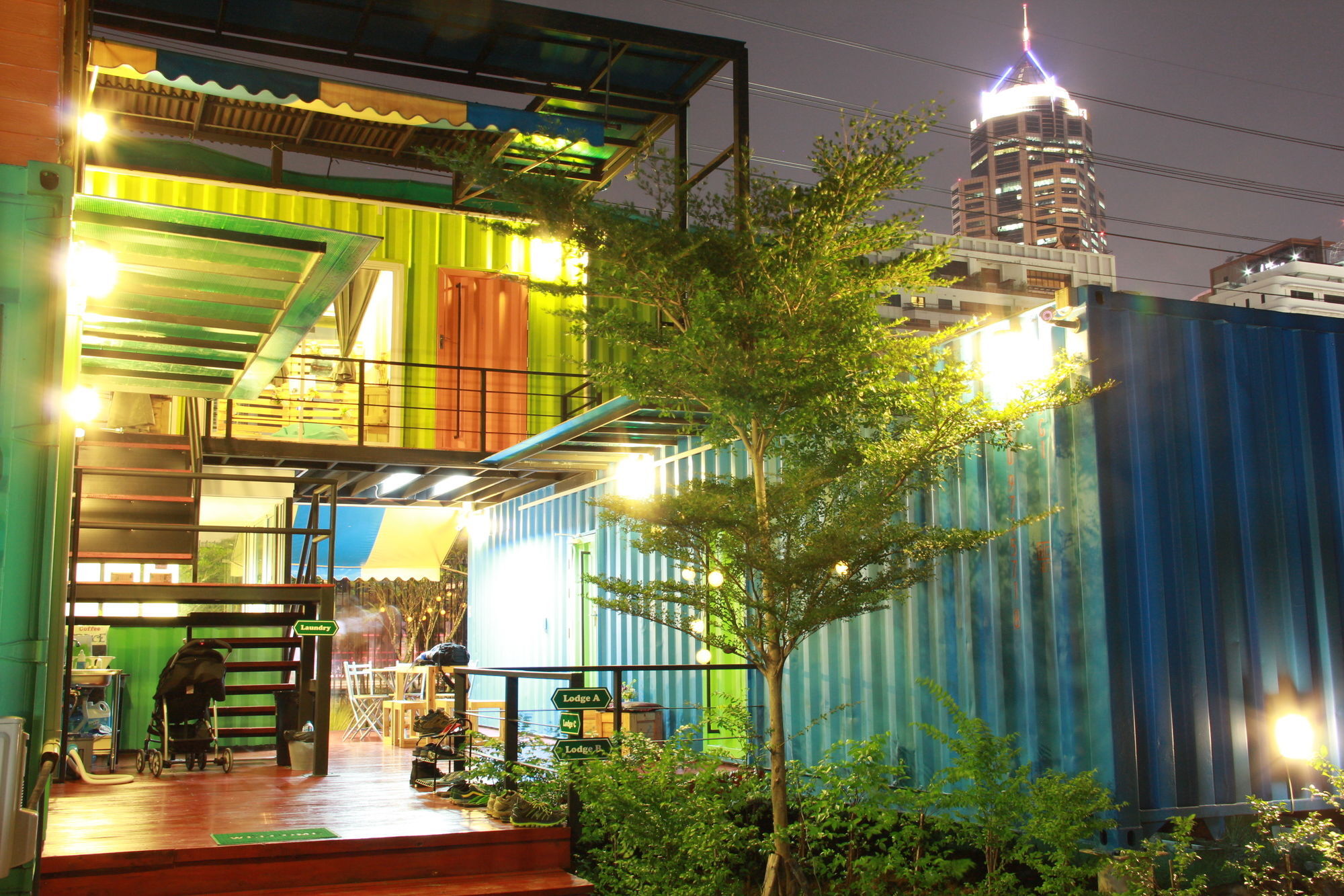 Wh Hostel バンコク都 エクステリア 写真