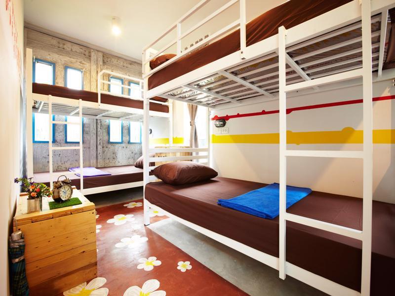 Wh Hostel バンコク都 エクステリア 写真